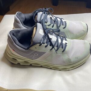 On Cloud Cloudrunner Frost Grey/Green Running Sneakers